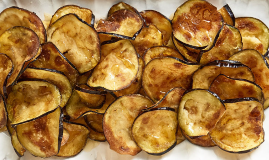 Aubergine chips